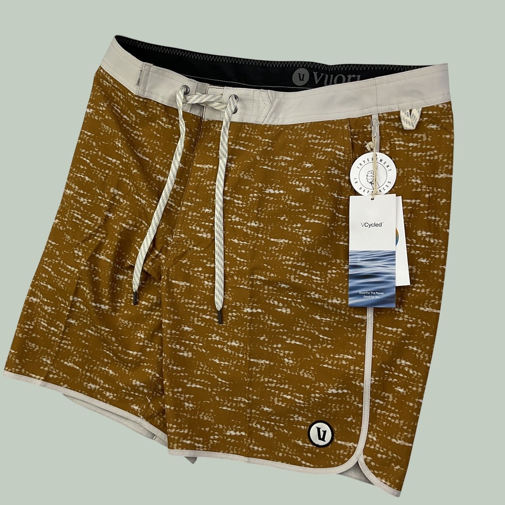 Vuori Cruise Boardshorts Mens 32 Ochre Dash Brown Abstract Print Swim Trunks NWT